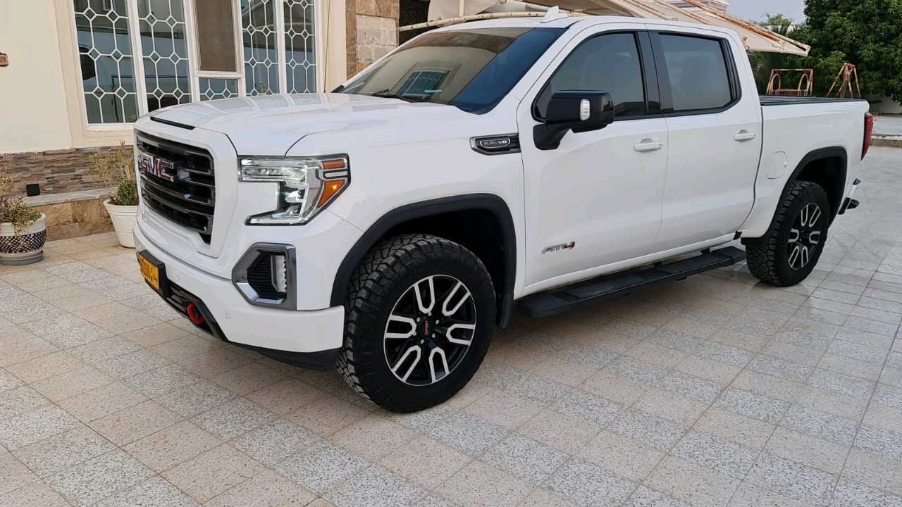 2020 GMC Sierra AT4 thumbnail 4