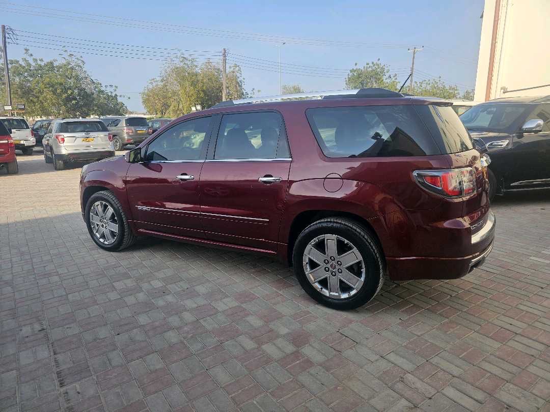 2016 GMC Acadia Elevation thumbnail 3