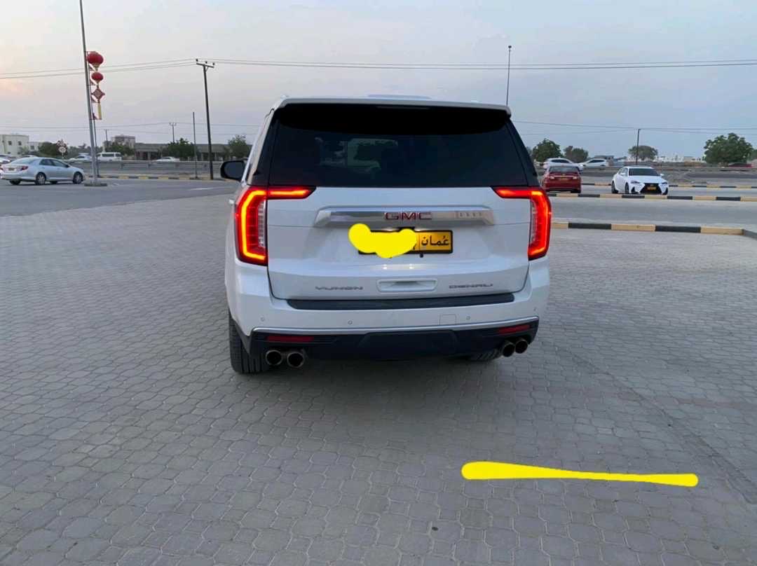 2022 GMC Yukon Denali thumbnail 9