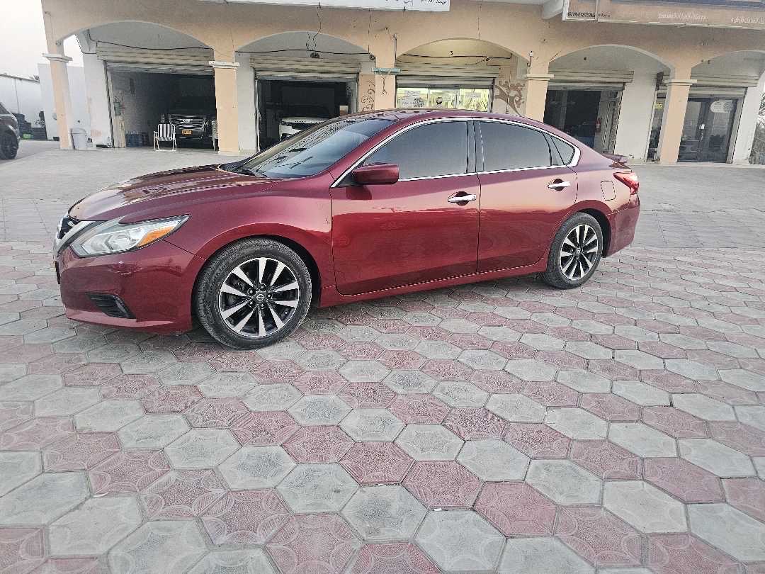2017 Nissan Altima SV