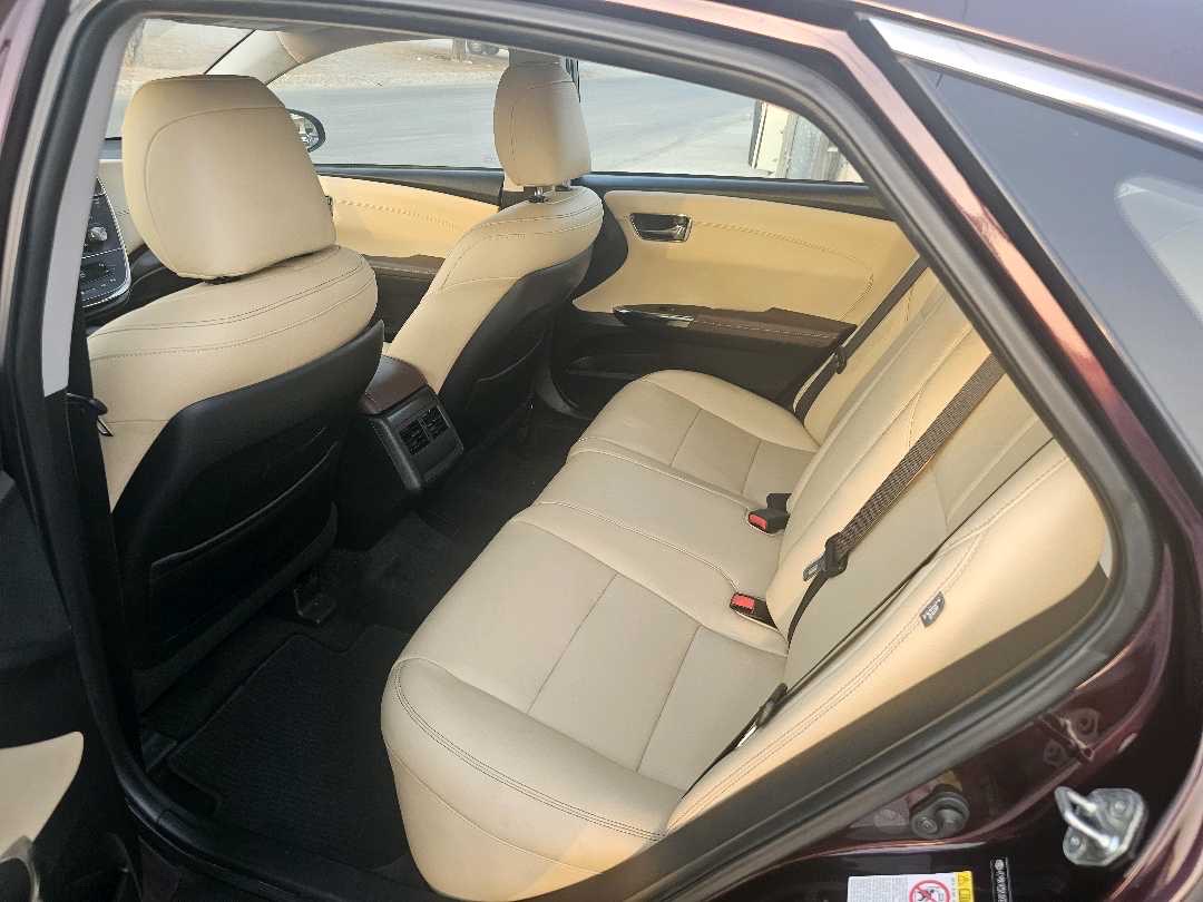 2018 Toyota Avalon XLE thumbnail 4