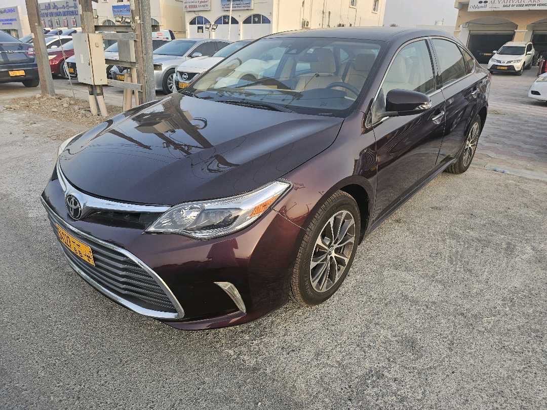 2018 Toyota Avalon XLE thumbnail 7