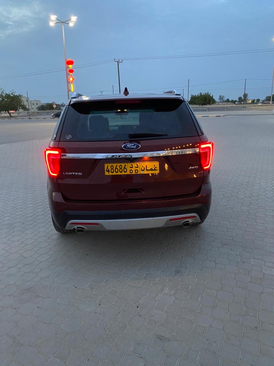 2016 Ford Explorer S thumbnail 8