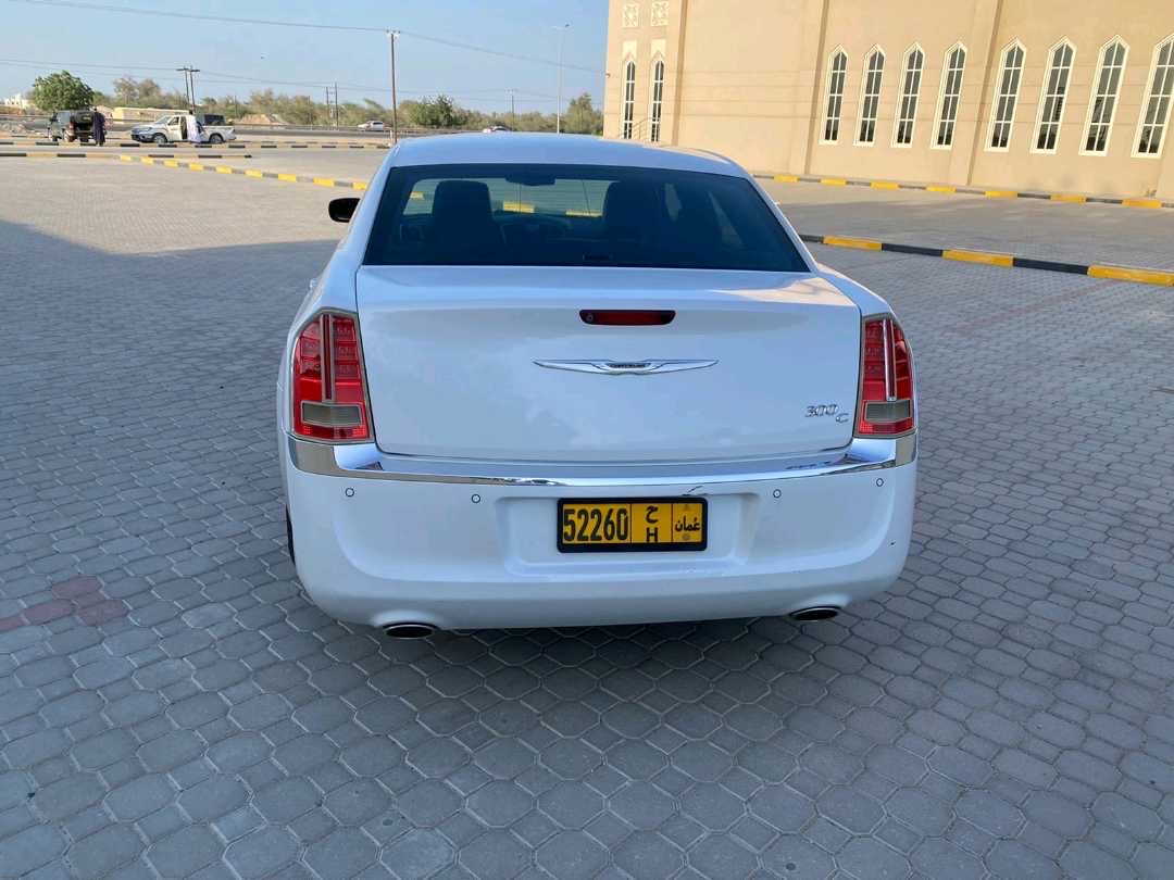 2014 Chrysler 300 VXR thumbnail 2