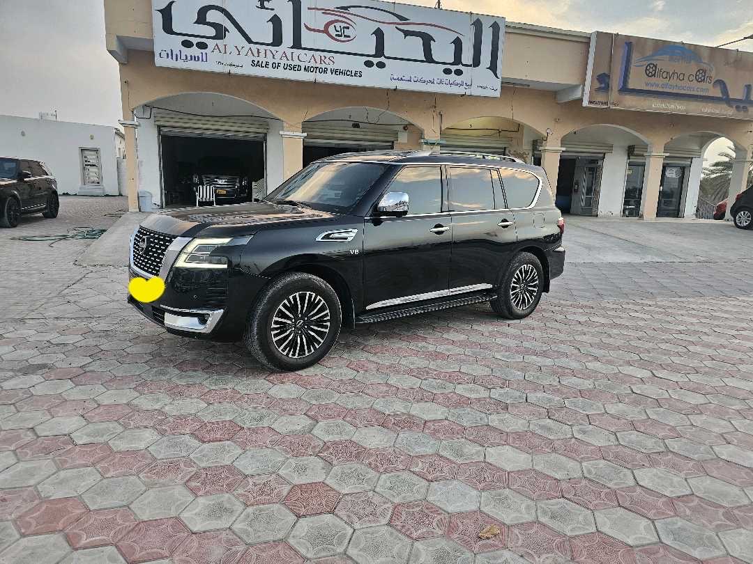 2018 Nissan Armada Platinum thumbnail 11