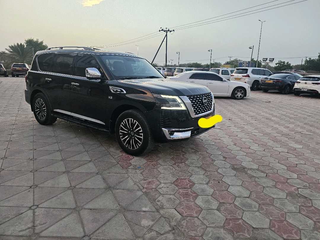 2018 Nissan Armada Platinum thumbnail 12