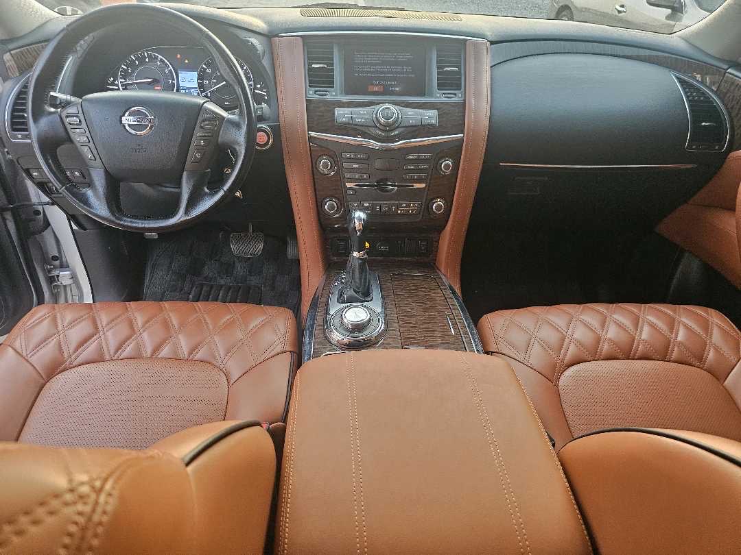2019 Nissan Armada SV thumbnail 3