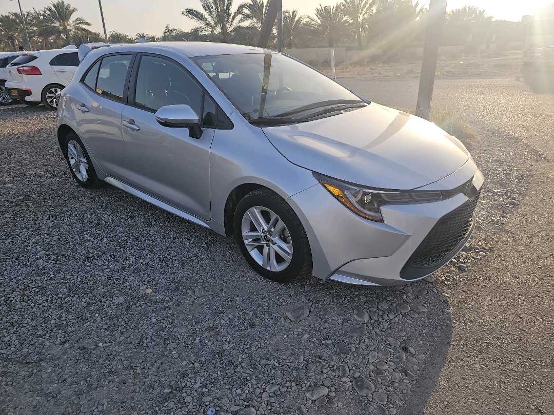 2022 Toyota Corolla SE thumbnail 2