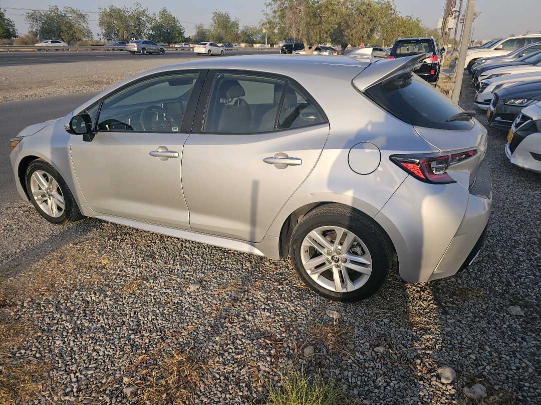 2022 Toyota Corolla SE thumbnail 3