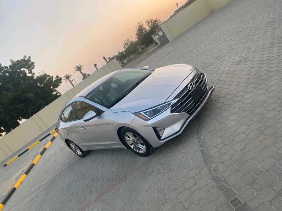 2019 Hyundai Elantra Limited thumbnail 7