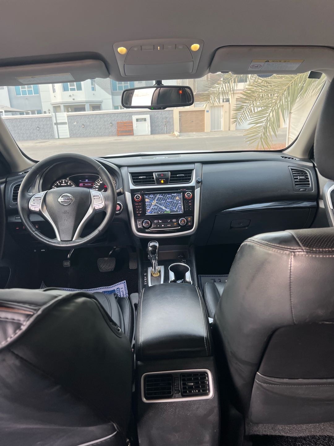 2018 Nissan Altima SL thumbnail 10