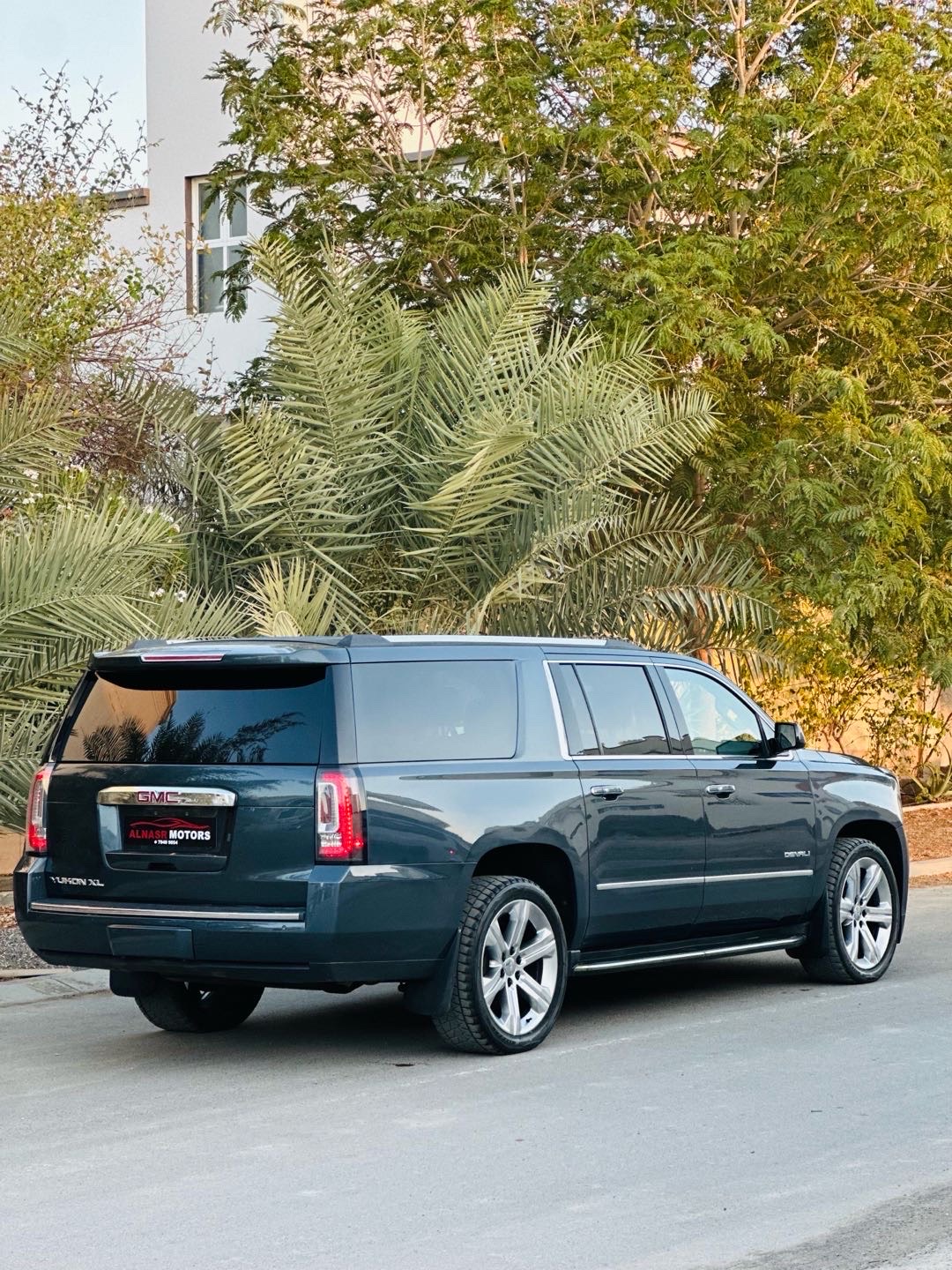 2020 GMC Yukon XL Denali thumbnail 4