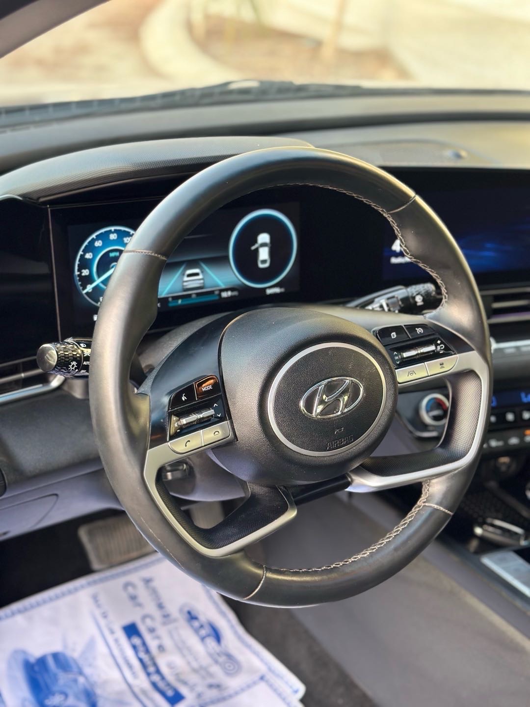 2021 Hyundai Elantra Limited thumbnail 12