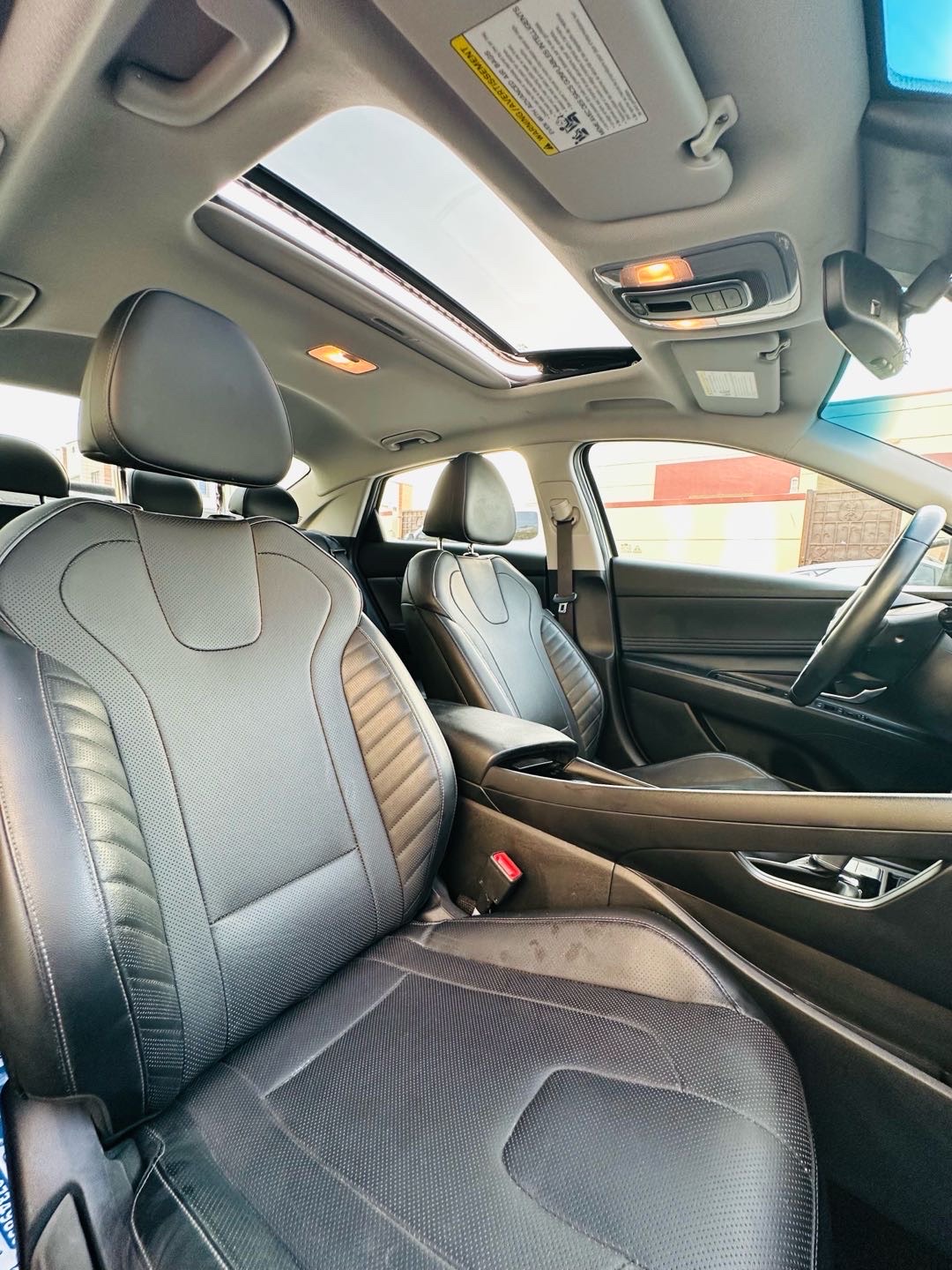2021 Hyundai Elantra Limited thumbnail 13