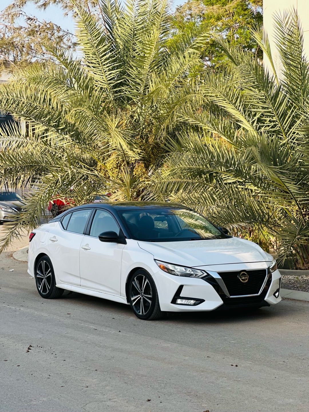 2020 Nissan Sentra SR thumbnail 5
