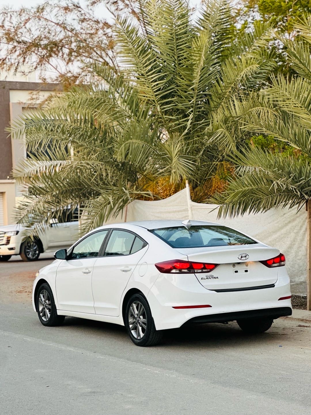 2018 Hyundai Elantra SEL Convenience thumbnail 4