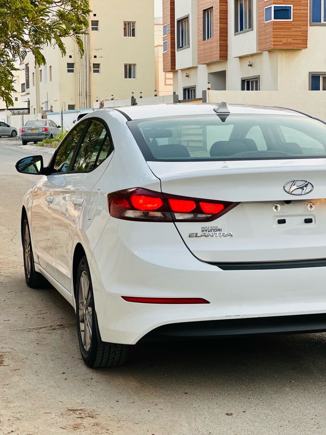 2018 Hyundai Elantra SEL Convenience thumbnail 5