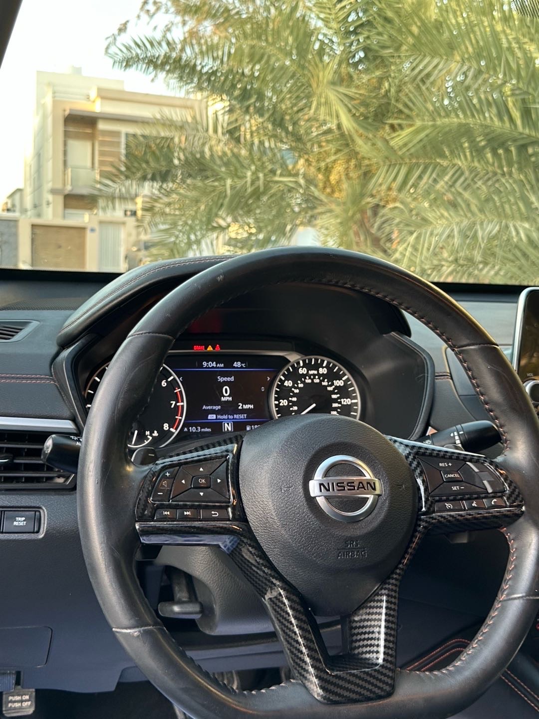 2020 Nissan Altima SR thumbnail 16