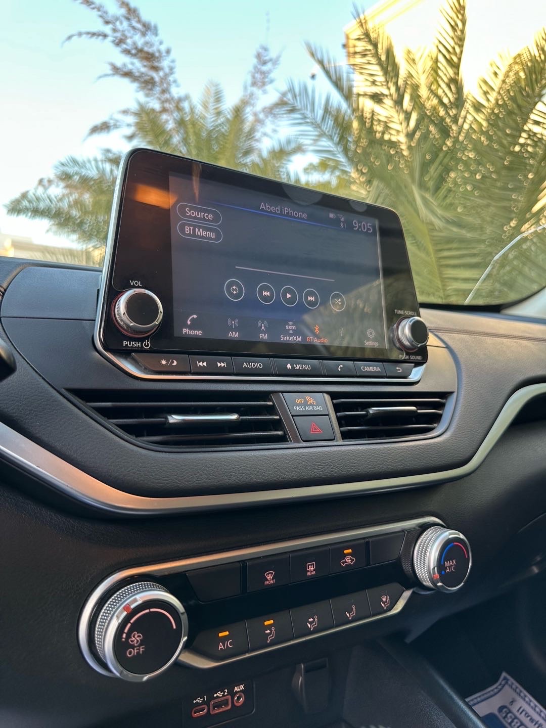 2020 Nissan Altima SR thumbnail 23