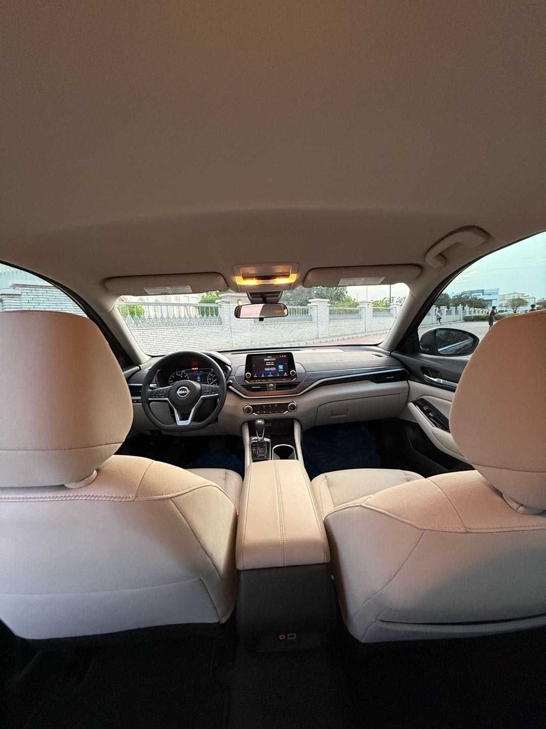 2023 Nissan Altima SV thumbnail 7