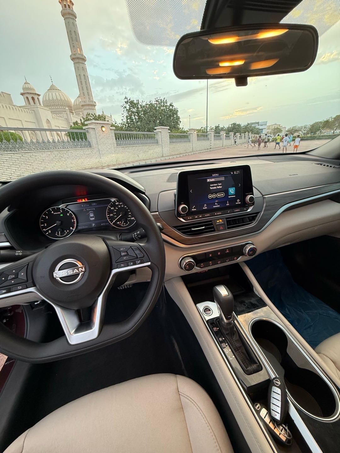 2023 Nissan Altima SV thumbnail 17