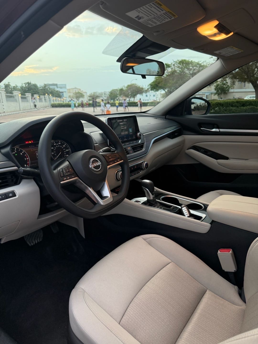 2023 Nissan Altima SV thumbnail 18