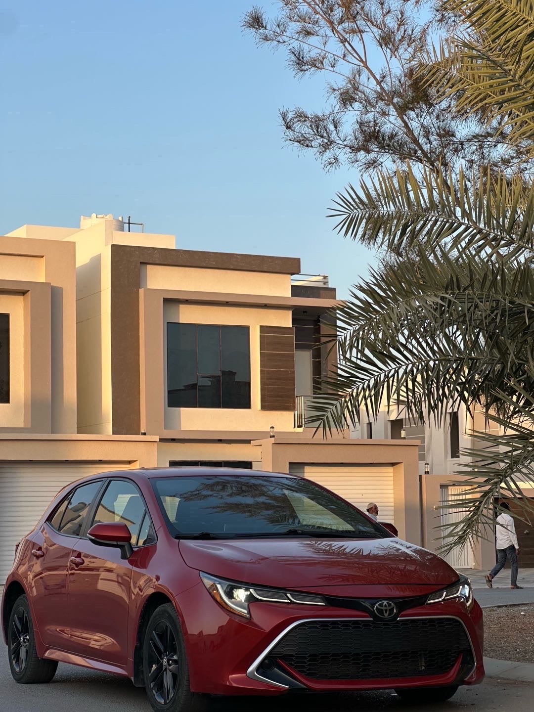 2019 Toyota Corolla SE thumbnail 3