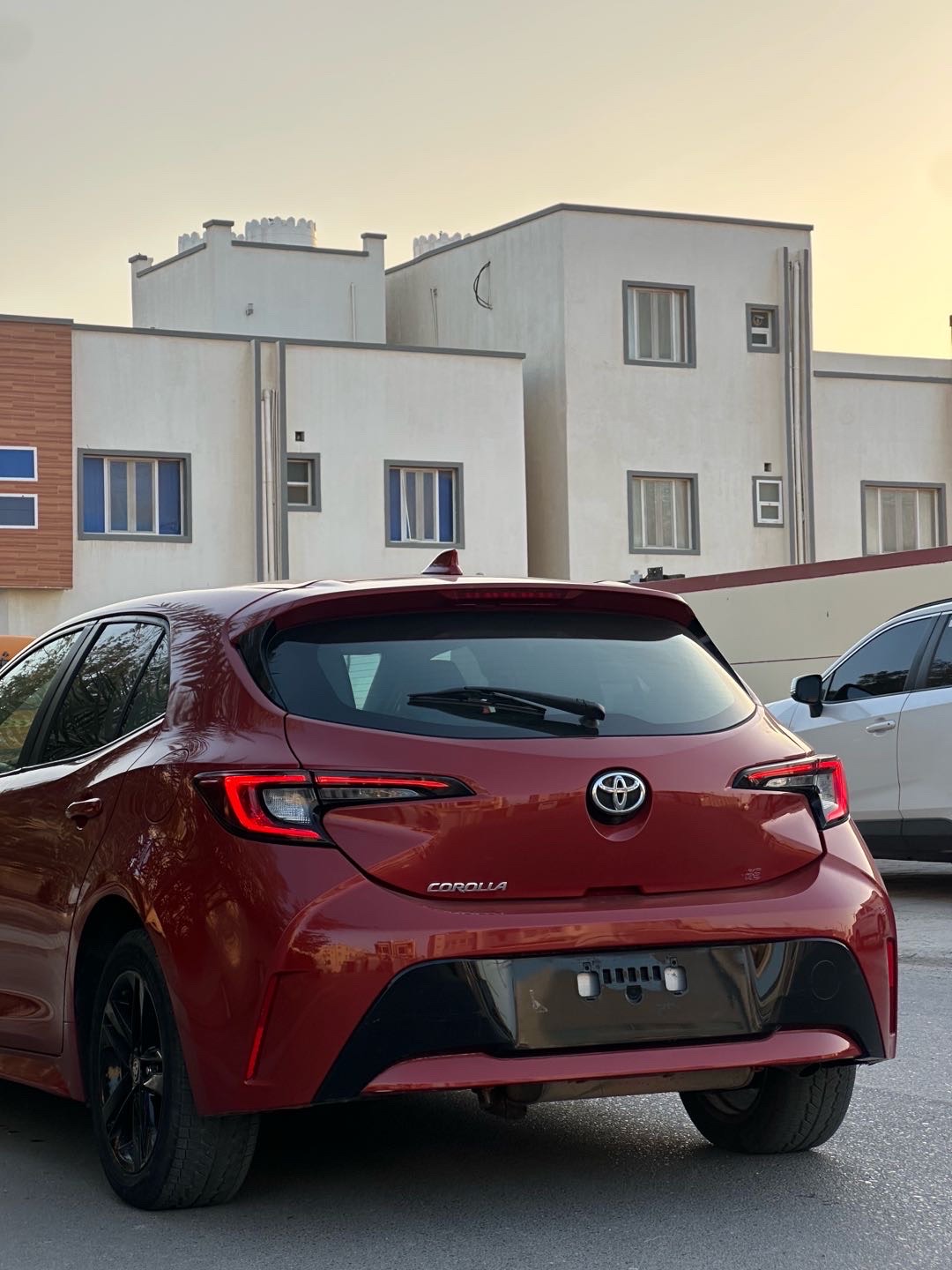 2019 Toyota Corolla SE thumbnail 6