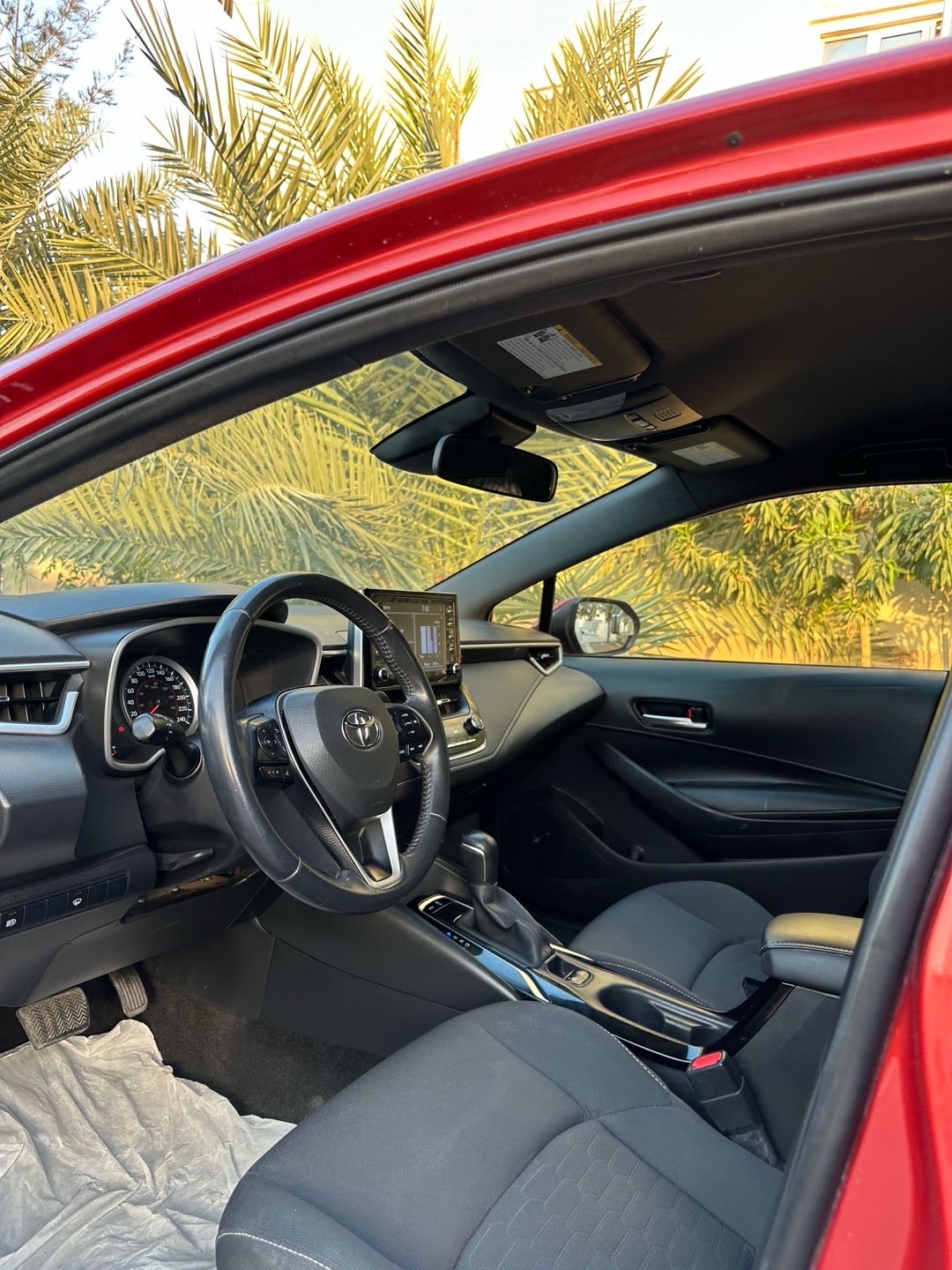 2019 Toyota Corolla SE thumbnail 9