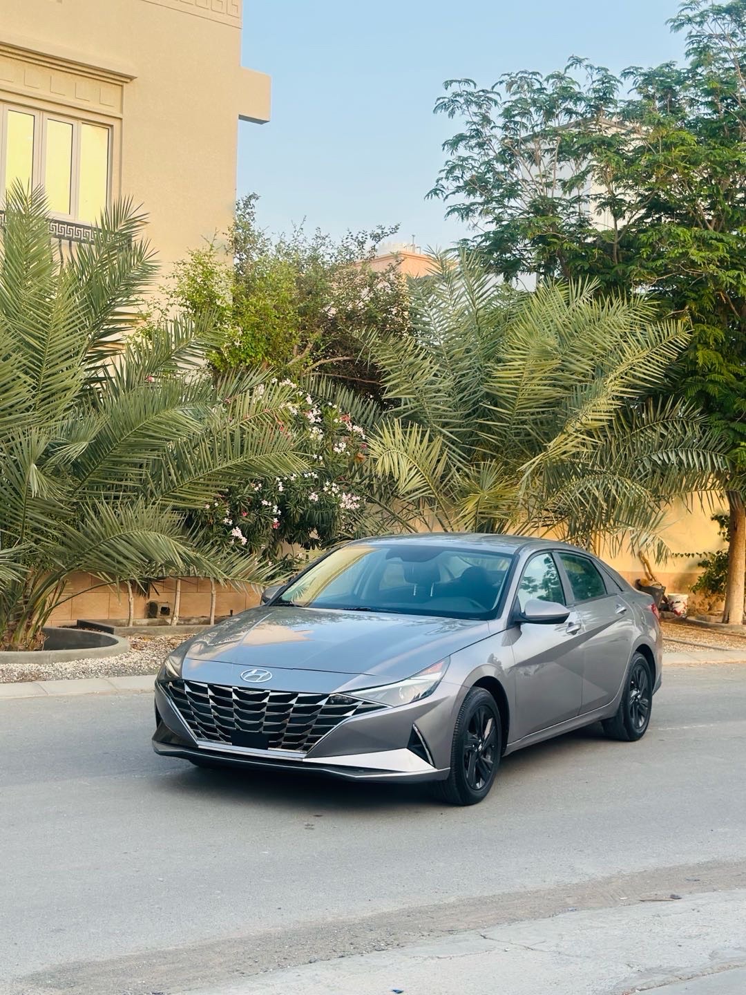 2021 Hyundai Elantra SEL Convenience thumbnail 3