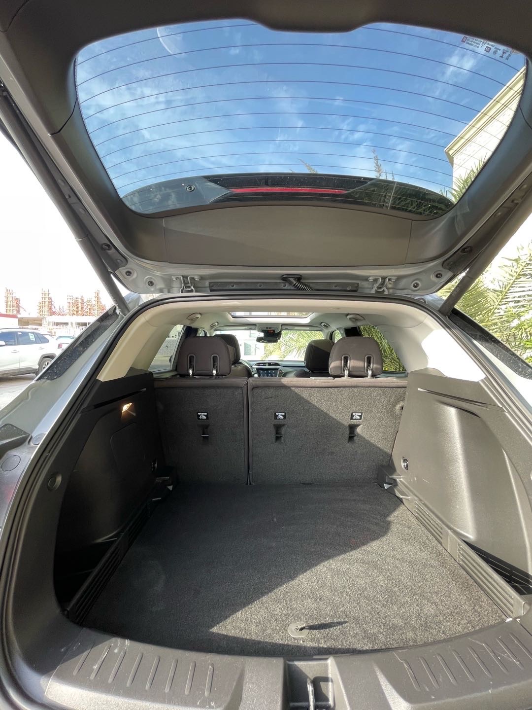 2023 Chevrolet Trax LS thumbnail 8