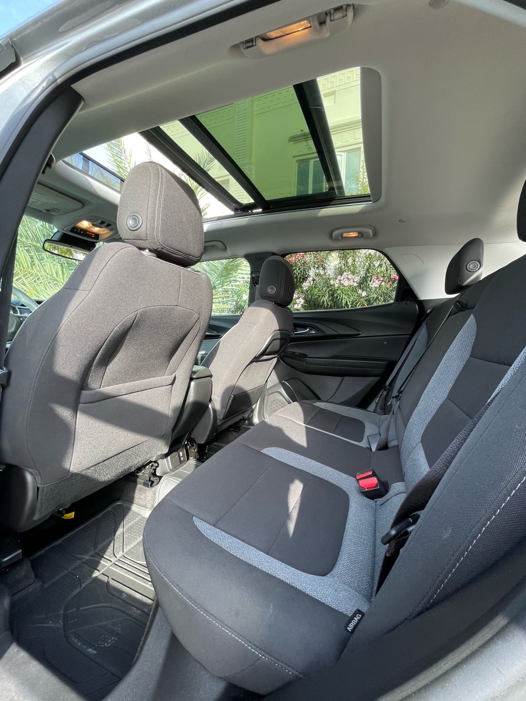 2023 Chevrolet Trax LS thumbnail 9