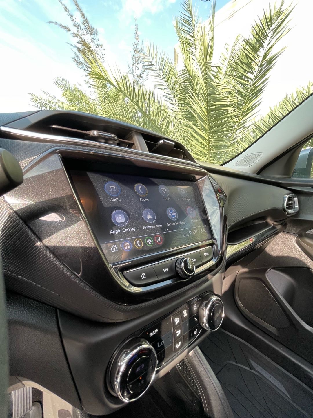 2023 Chevrolet Trax LS thumbnail 10