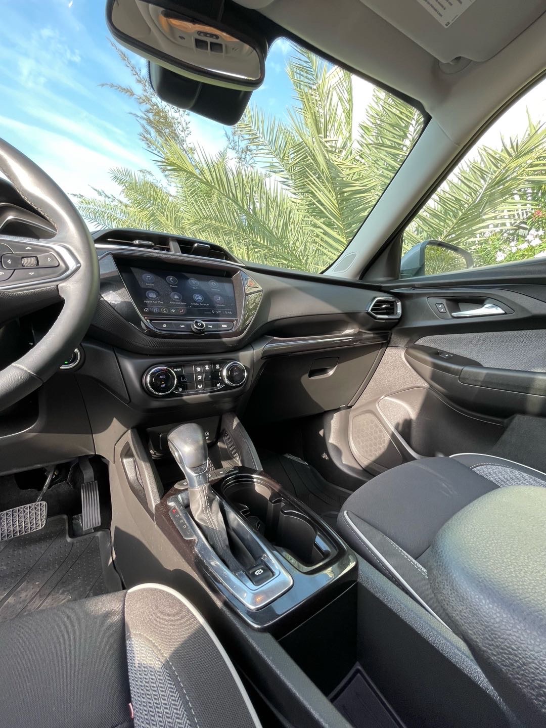 2023 Chevrolet Trax LS thumbnail 11
