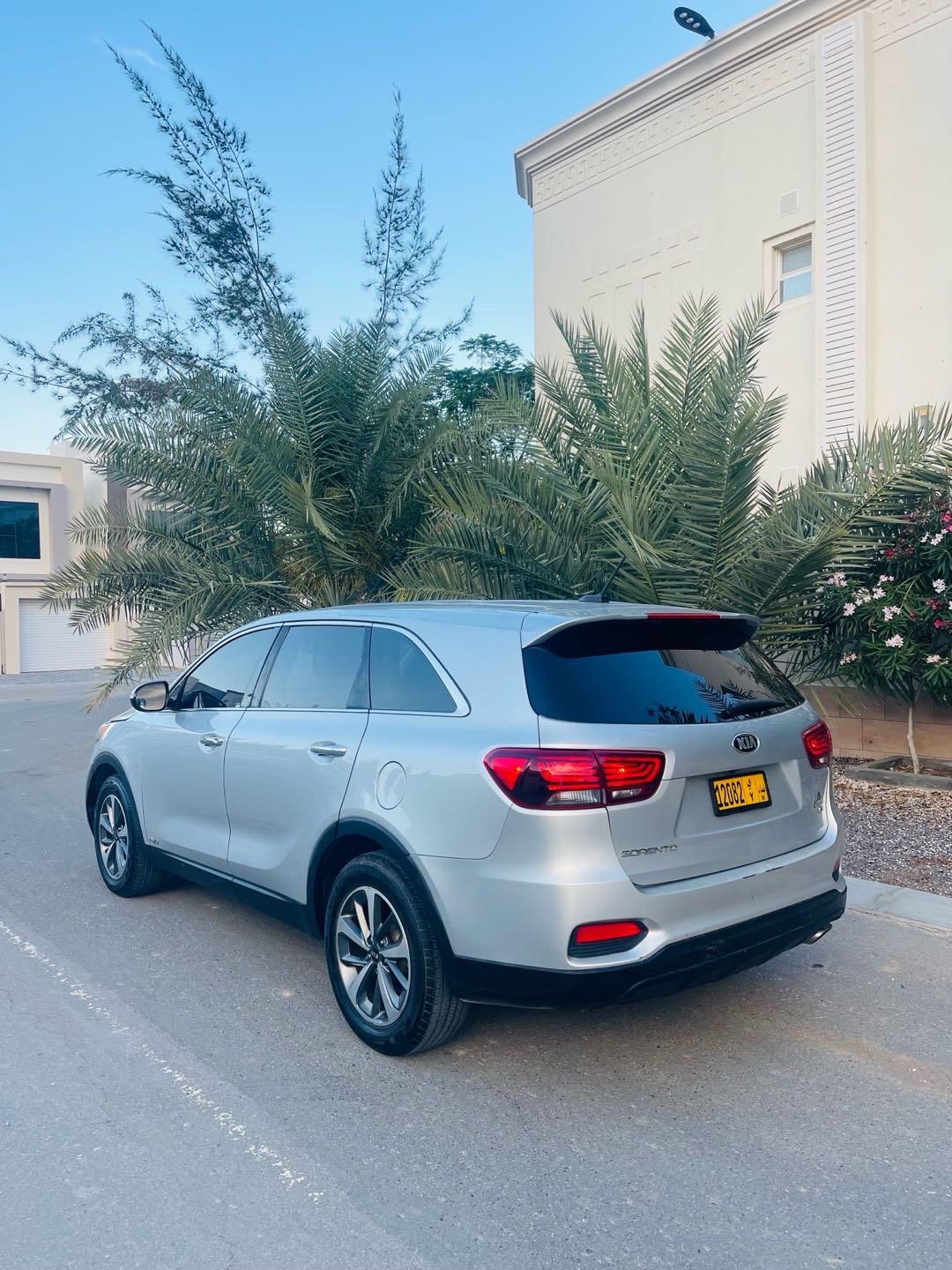 2020 Kia Sorento LX thumbnail 3