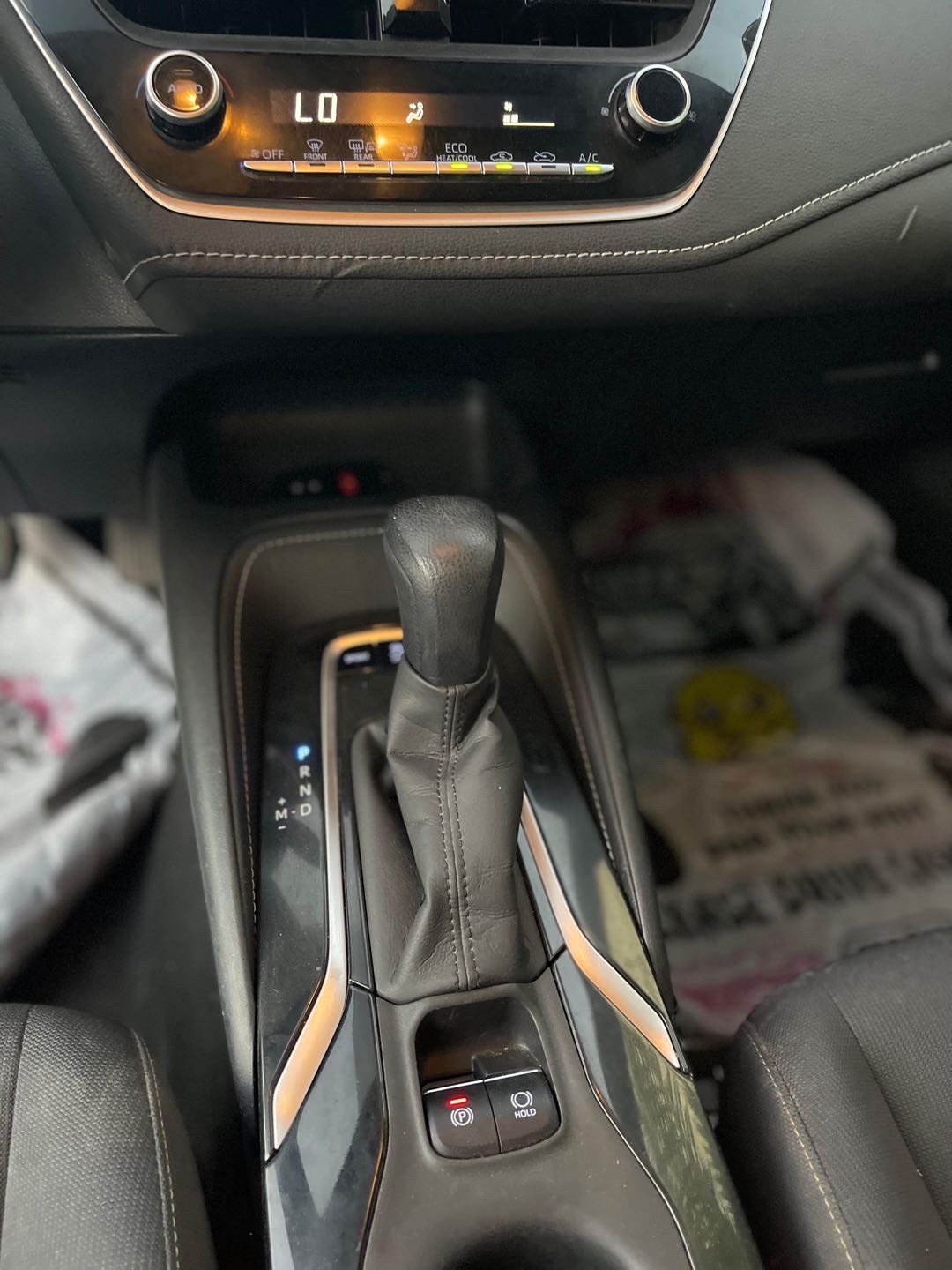 2020 Toyota Corolla SE thumbnail 9
