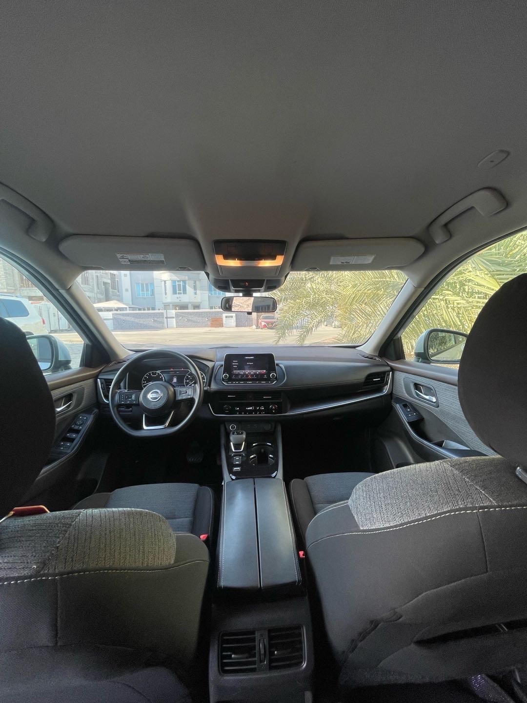 2023 Nissan Rogue SV thumbnail 6