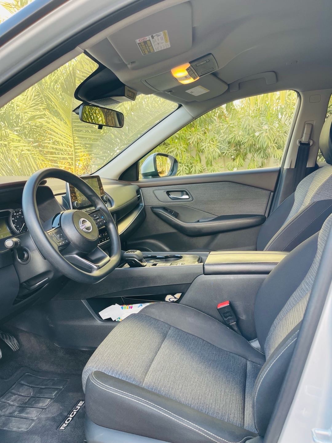 2023 Nissan Rogue SV thumbnail 12