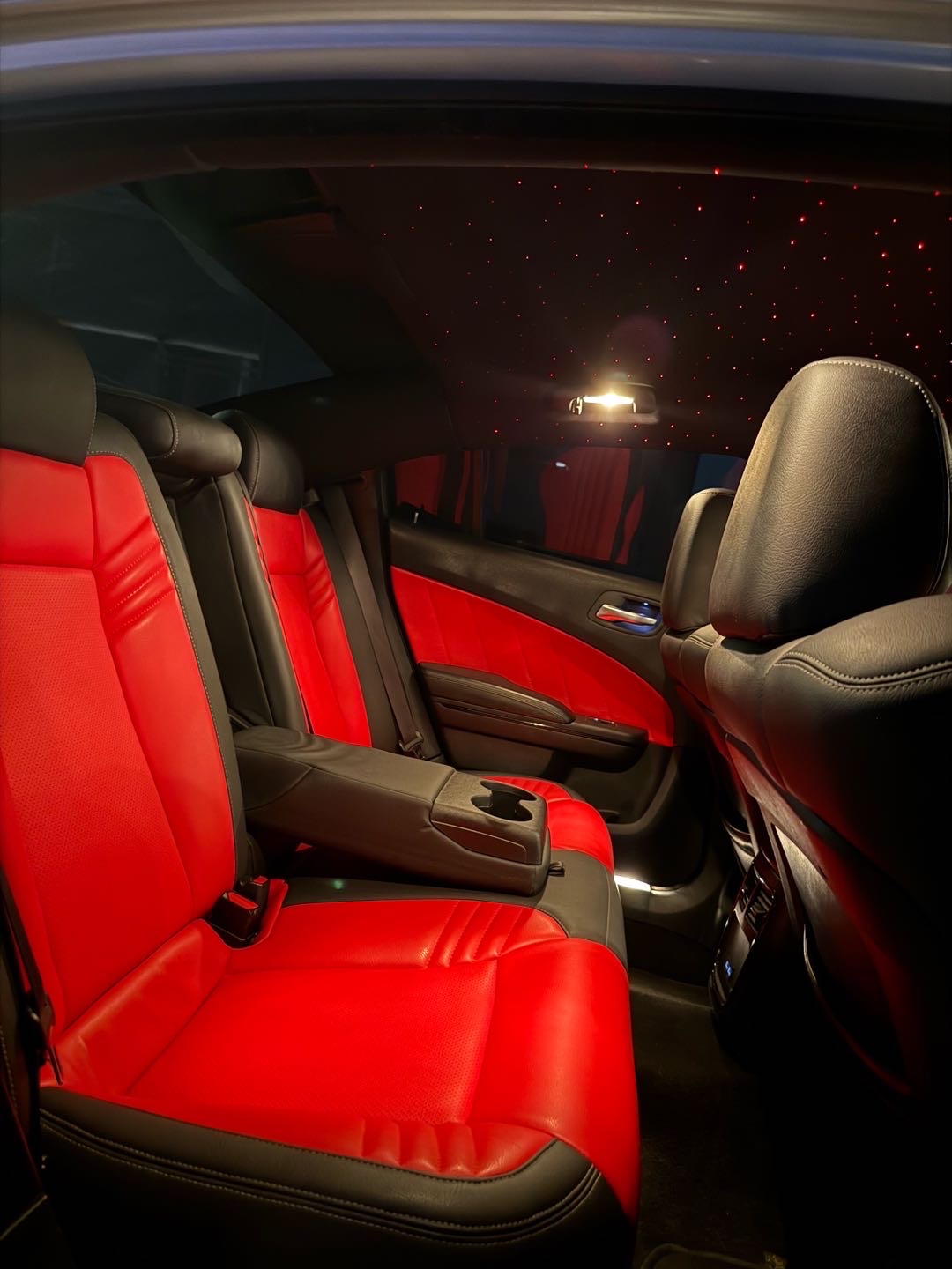 2019 Dodge Charger GT thumbnail 14