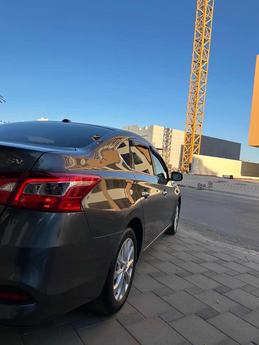2019 Nissan Sentra SL thumbnail 5