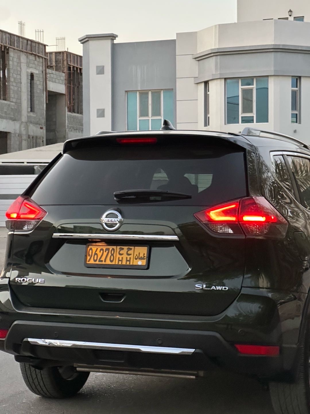 2019 Nissan Rogue SL thumbnail 4