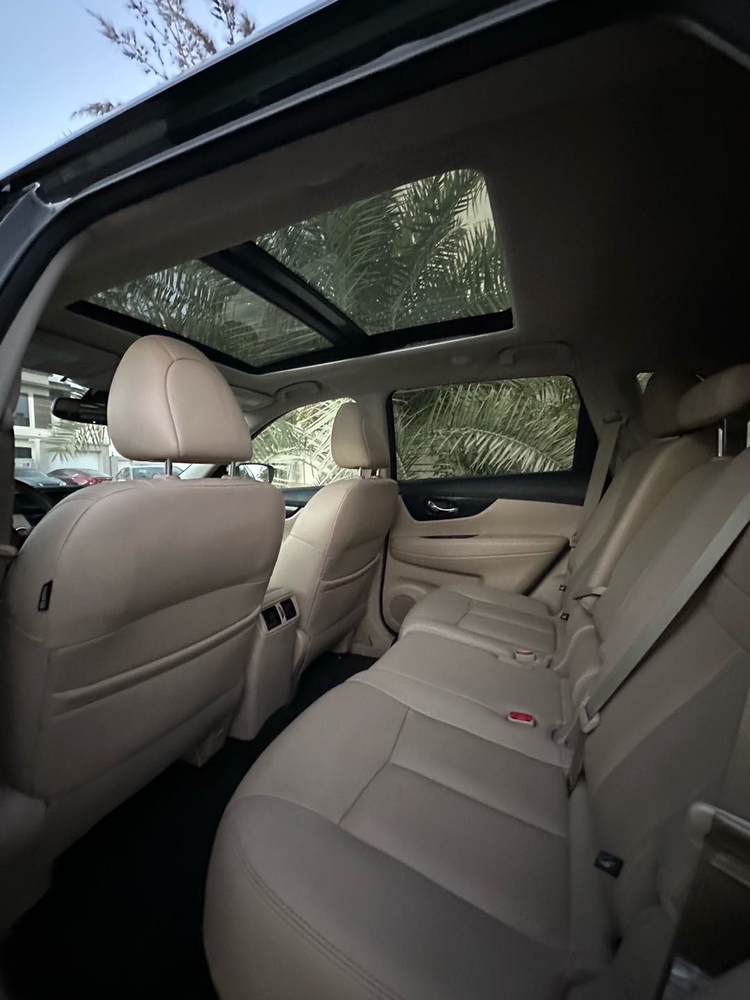 2019 Nissan Rogue SL thumbnail 5