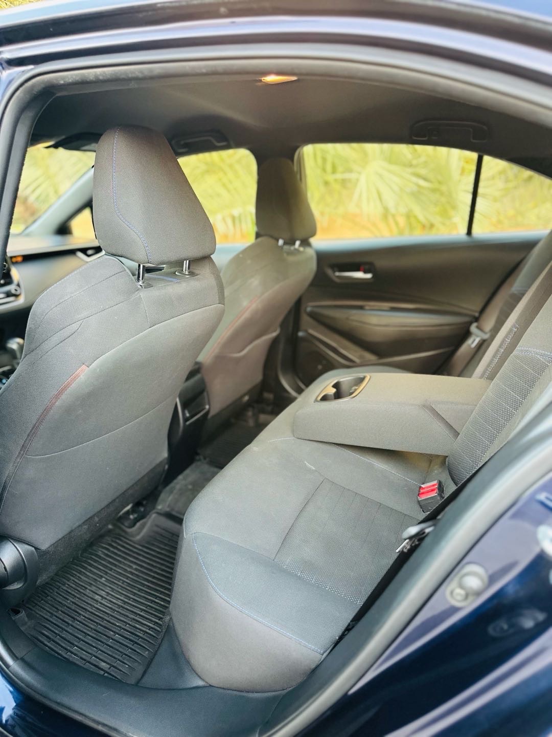 2020 Toyota Corolla SE thumbnail 14