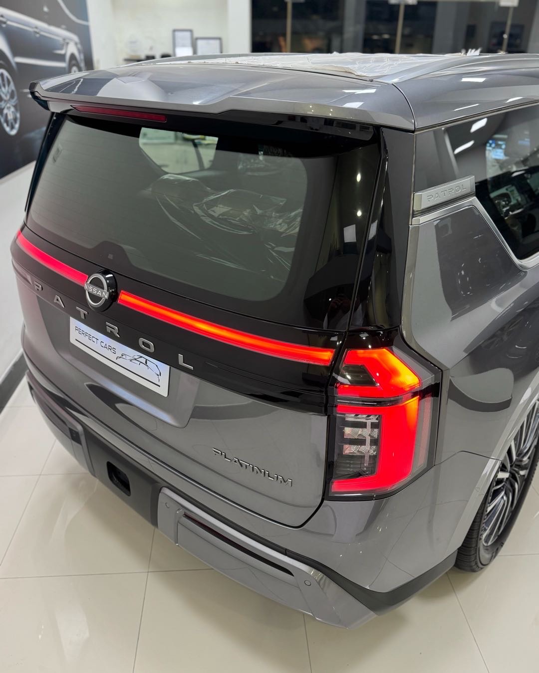 2026 Nissan Patrol Platinum thumbnail 11