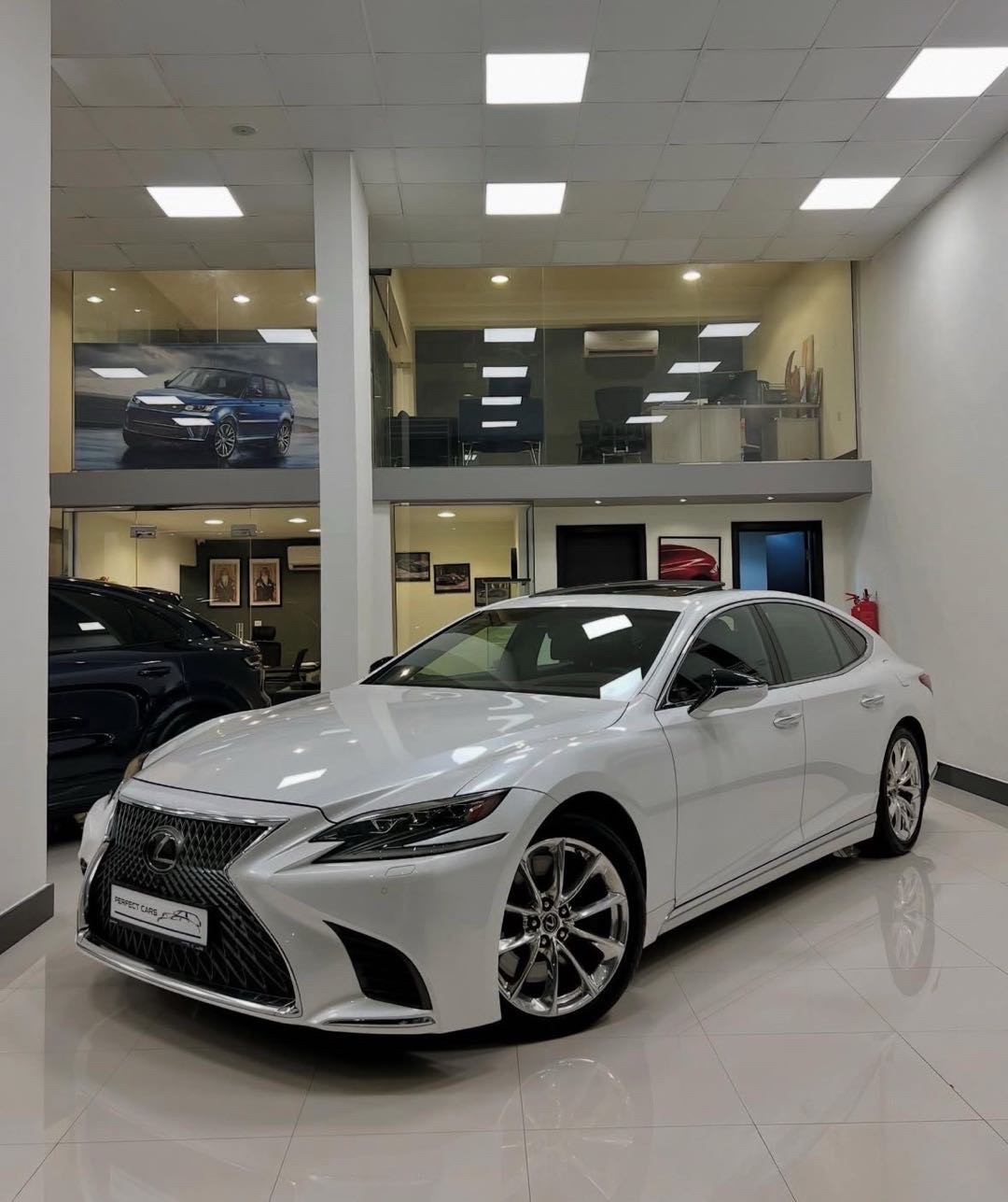 2018 Lexus Ls 500 thumbnail 2