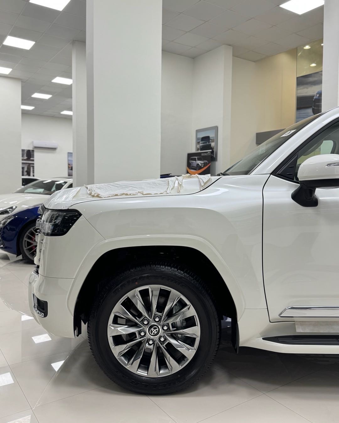 2026 Toyota Land Cruiser GXR thumbnail 14