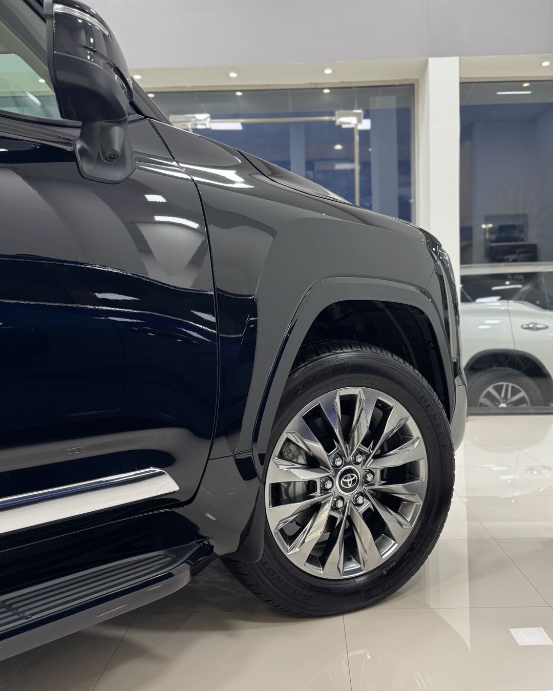 2026 Toyota Land Cruiser GXR thumbnail 7