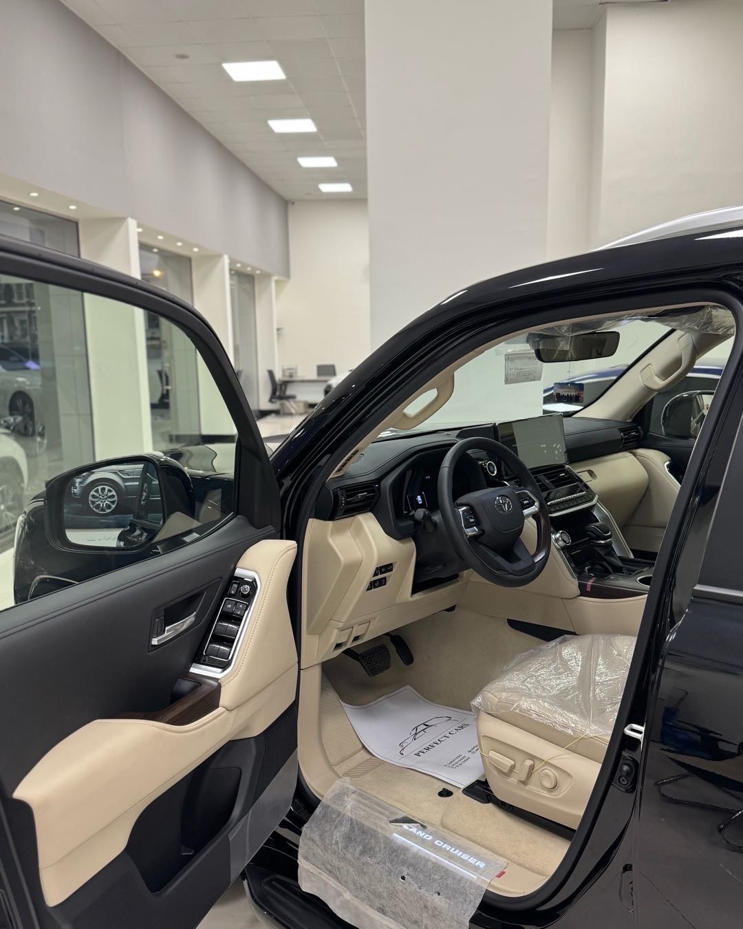 2026 Toyota Land Cruiser GXR thumbnail 11