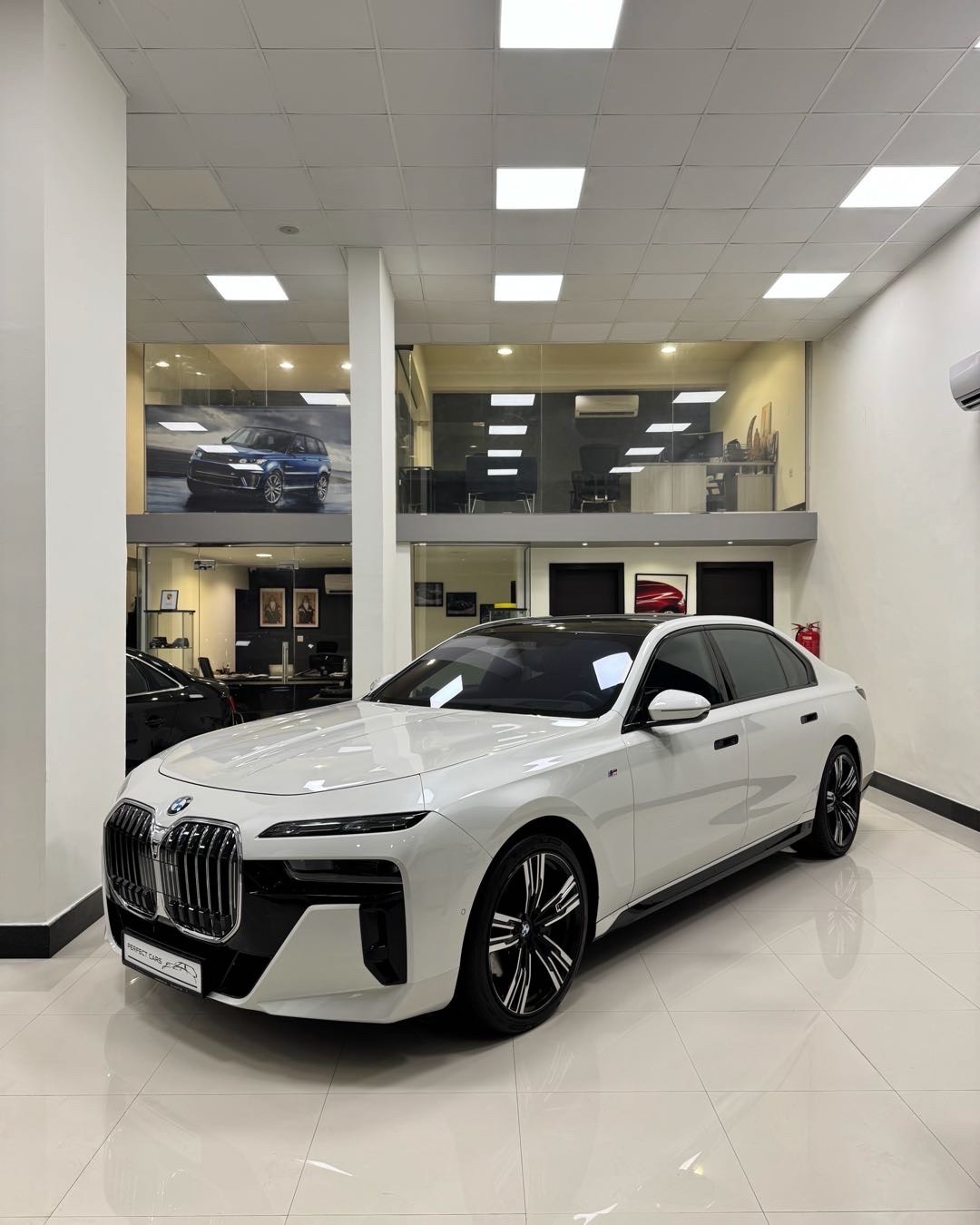 2024 BMW 7 Series SLT
