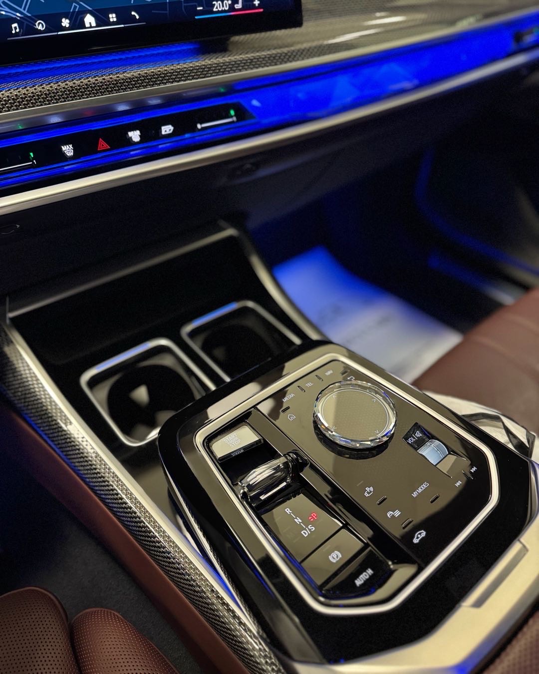 2024 BMW 7 Series SLT thumbnail 7